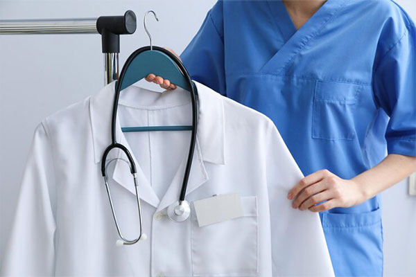 تفاوت اسکراب پزشکی با روپوش پزشکی